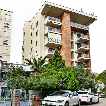 City Montesun Apartments Budua Esterno foto